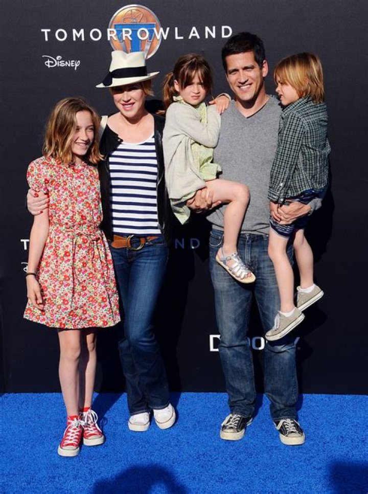 Bella Vista Actress Rachelle Lefevre Has Three Children With Husband Chris Crary