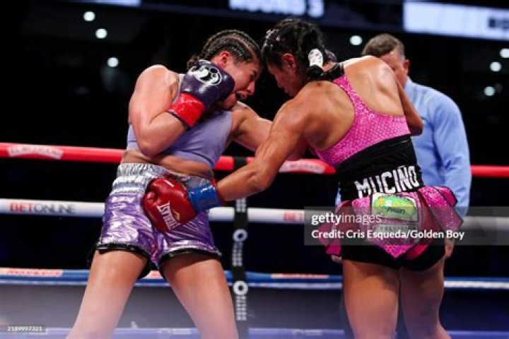 
Boxer Pair Angel Acosta And Wife Arely Muciño Age Difference And Net Worth From The Career 