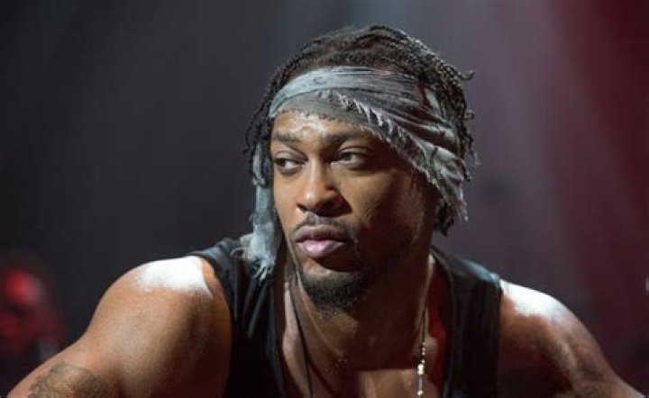 
D’Angelo Wallace Height, Weight, Net Worth, Age, Birthday, Wikipedia, Who, Nationality, Biography 