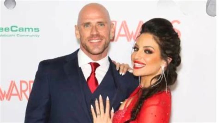 Does Craig Smith Have A Wife? Everything To Know About Aleah Heinlein
