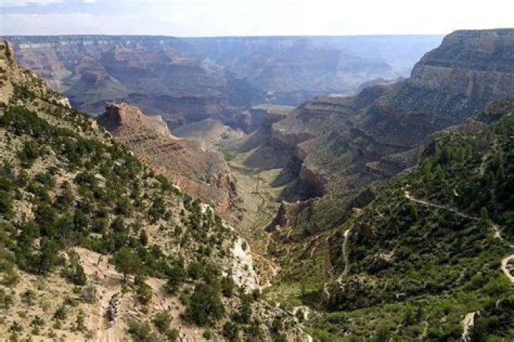 
Grand Canyon National Park Removes ‘Offensive’ Name of Popular Hiking Trail in Support of Havasupai Tribe 