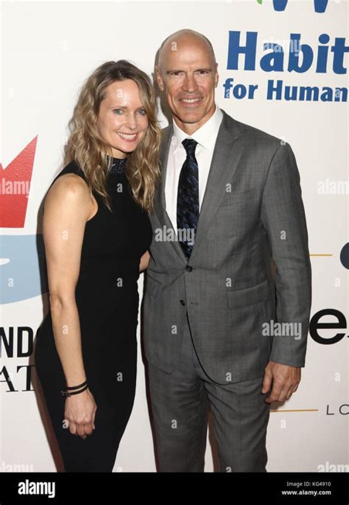 Here’s The Truth We Know About Mark Messier’s Wife, Kim Clark