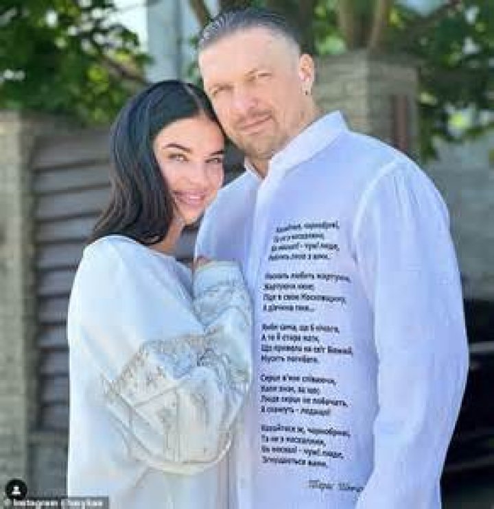 How Did Oleksandr Usyk Meet His Gorgeous Wife Yekaterina Usyk? The Couple Shares 12-Years-Old Daughter Yelizaveta Usyk