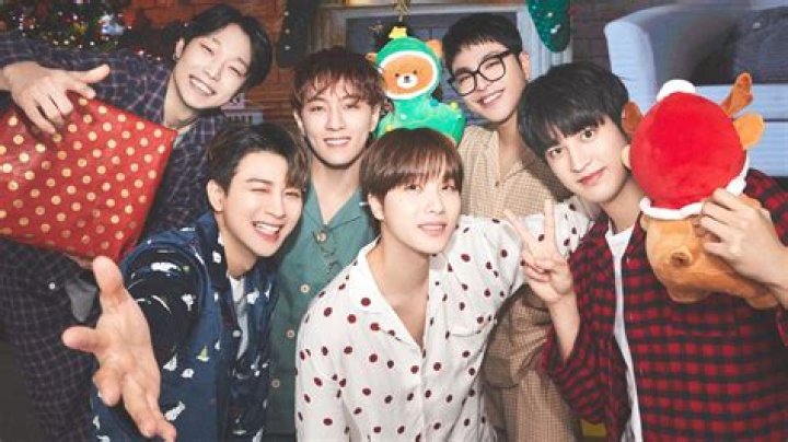 
K-pop idols who left YG Entertainment in 2022 