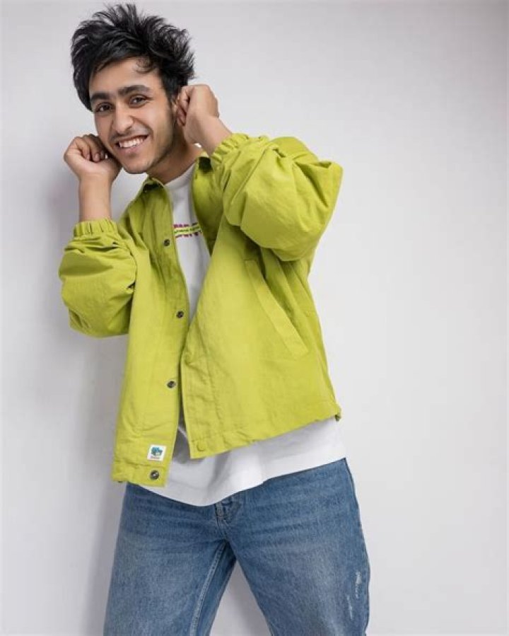 Kartik Thakur Height, Weight, Net Worth, Age, Birthday, Wikipedia, Who, Instagram, Biography