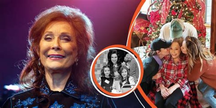Loretta Lynn Is Reunited in Death with Spouse — She Left behind Multi-Million Fortune for Their Kids