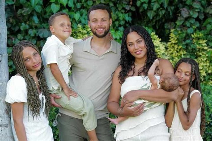 
Meet Tray Chaney Wife Ayesha Chaney On Instagram- How Old Are Their Two Kids? 