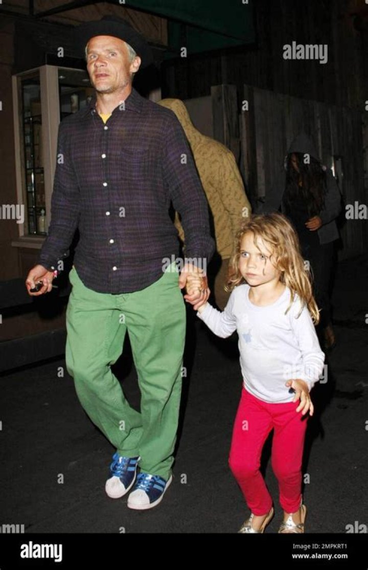
Michael Peter Balzary And Melody Ehsani Welcomed Their First Child 