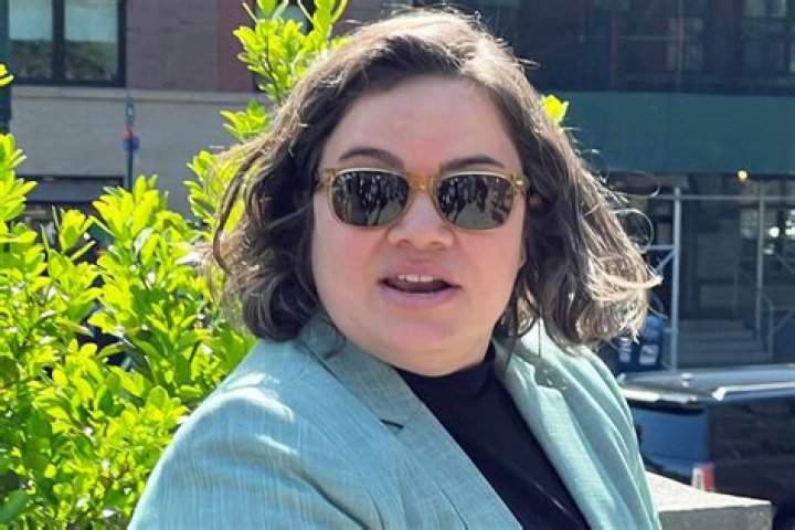 
N.Y.C. Seeks ‘Swashbuckling’ Candidates with ‘Aura of Badassery’ to Combat Rats for $170K a Year 