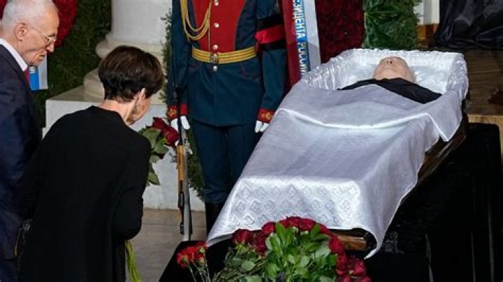 
Ravil Maganov Net Worth At Death: Family Mourns The Loss Of Top Russian Oil Official! 