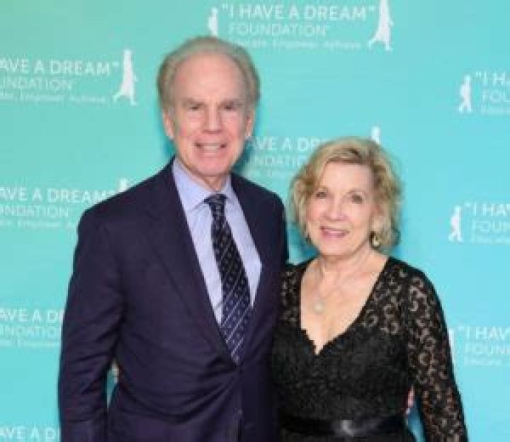Roger Staubach is Married to Wife: Marianne Staubach. Kids.
