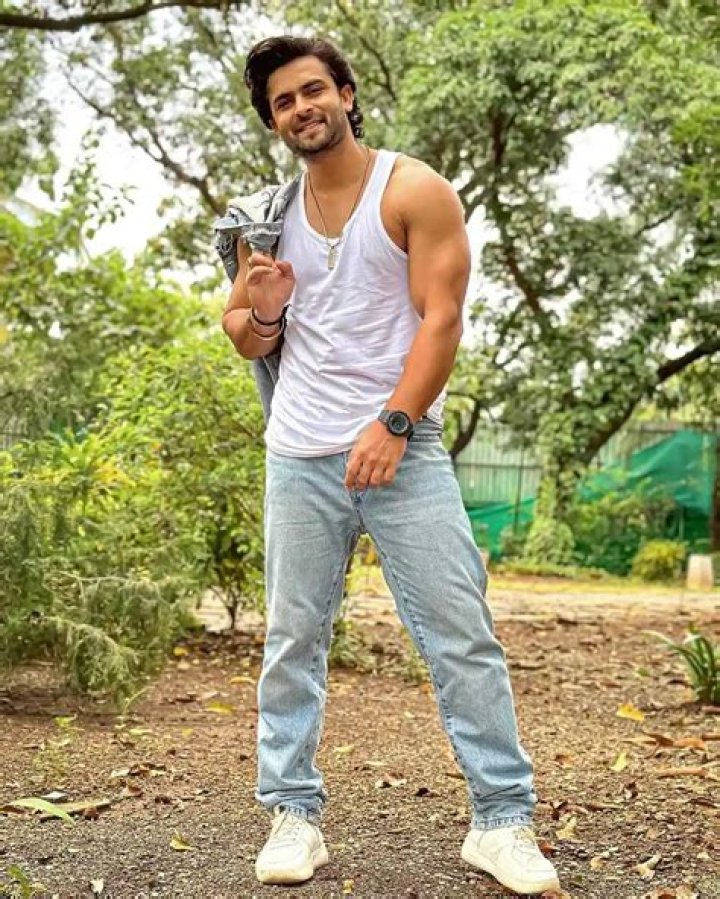 Shoaib Ibrahim Height, Weight, Net Worth, Age, Birthday, Wikipedia, Who, Instagram, Biography