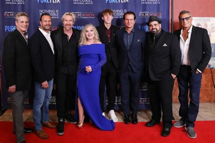 
Stella Parton on Film ‘Nothing Is Impossible’ and Staying Independent: ‘I’m a Loner in My Family’ 