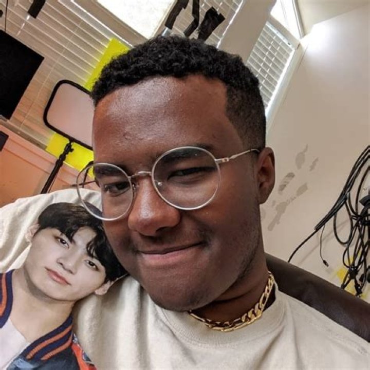 Twomad Height, Weight, Net Worth, Age, Wiki, Who, Instagram, Biography