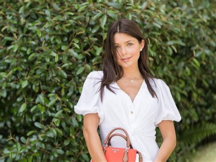 
What happened with Hannah Ann Sluss in Paris? Bachelor alum recalls “weirdest travel day” 