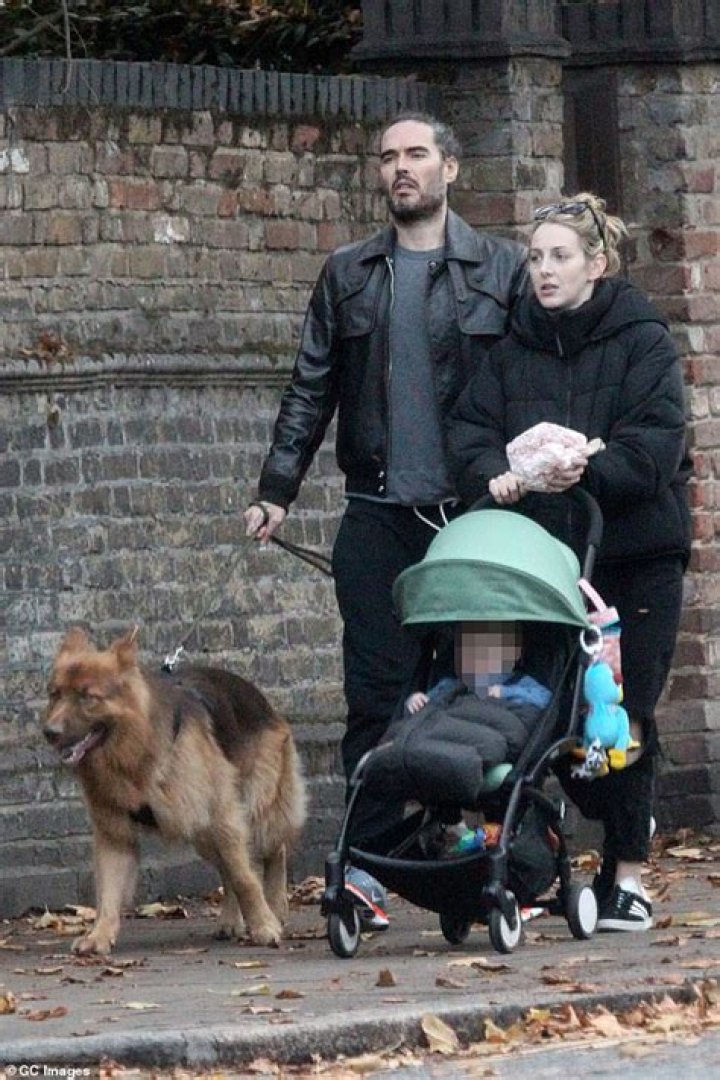 
Who are Russell Brand’s children, Mabel Brand and Peggy Brand? 