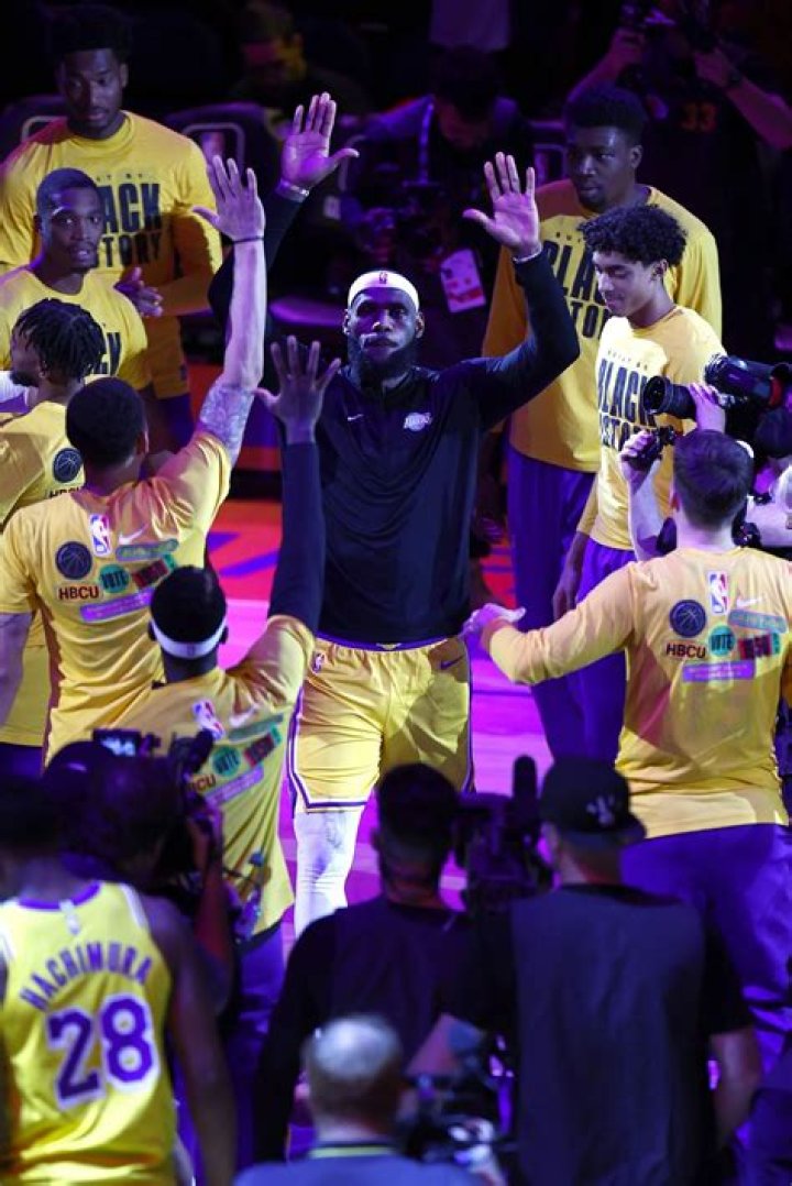 
Who is Anthony McClelland? All About LeBron James’ Father 