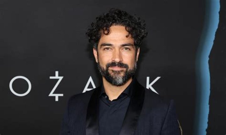 Who Is Javi Elizonndro On Ozark Played By Actor Alfonso Herrera? New Villain On Season 4 Is Omar Navarro Nephew
