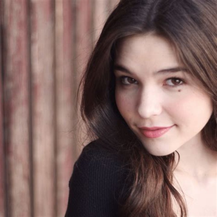 
Who is Madison McLaughlin (aka Evelyn Sharp on Arrow)? Bio 